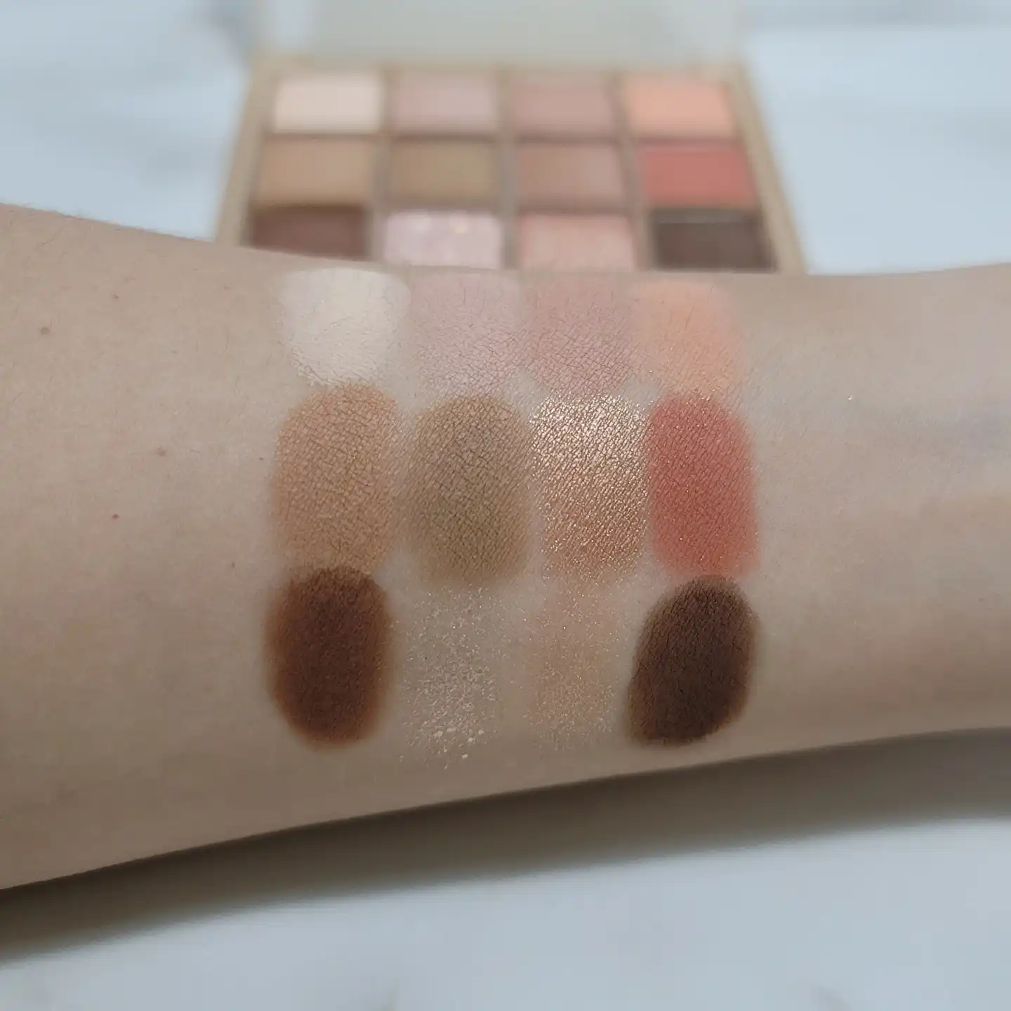 홀리몰리 레이어 팔레트 [데이 애프터 데이]