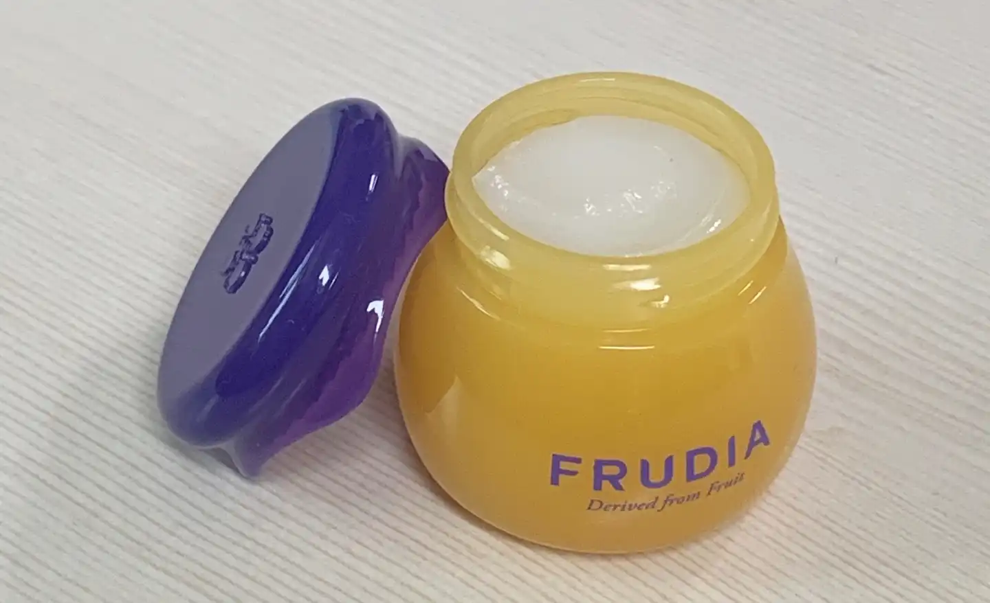 블루베리 하이드레이팅 허니 립밤