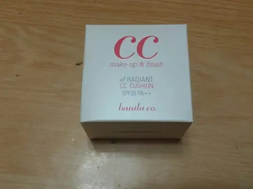 선택된 언니의파우치 리뷰 이미지 - [잇 래디언트 CC 쿠션 SPF35/PA++ (BE20)]