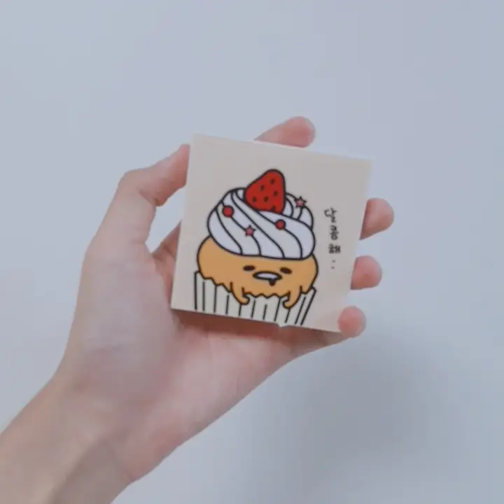 선택된 언니의파우치 리뷰 이미지 - [구데타마 ver2 컵케익 아이섀도우 [1호 레드벨벳]]