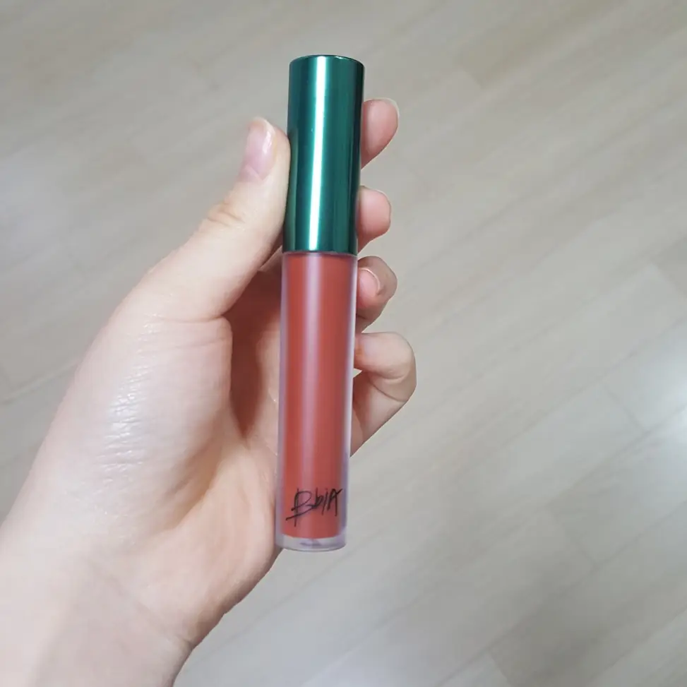 선택된 언니의파우치 리뷰 이미지 - [라스트 벨벳 립 틴트 아시아 에디션 [A2 코타키나발루 코랄]]
