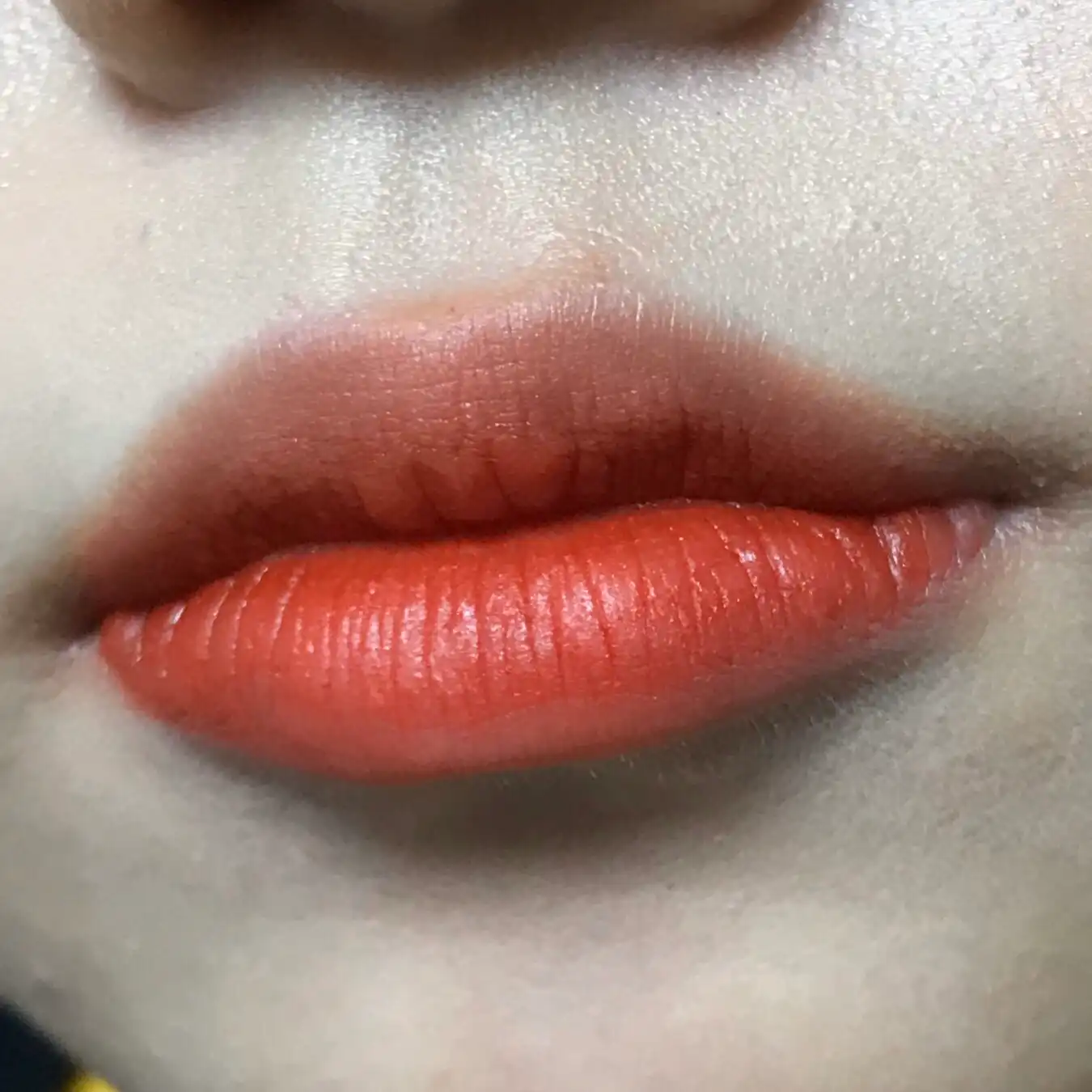 언니의파우치 리뷰 이미지 7 - [따뚜아쥬 꾸뛰르 벨벳 틴트 [212 루쥬레벨]]
