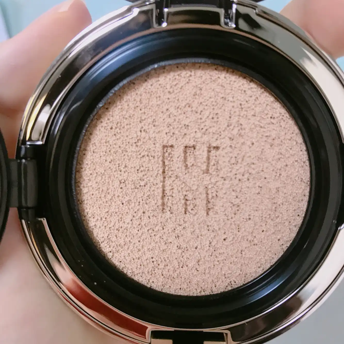 언니의파우치 리뷰 이미지 4 - [블랙쿠션 [21N1 바닐라] ]