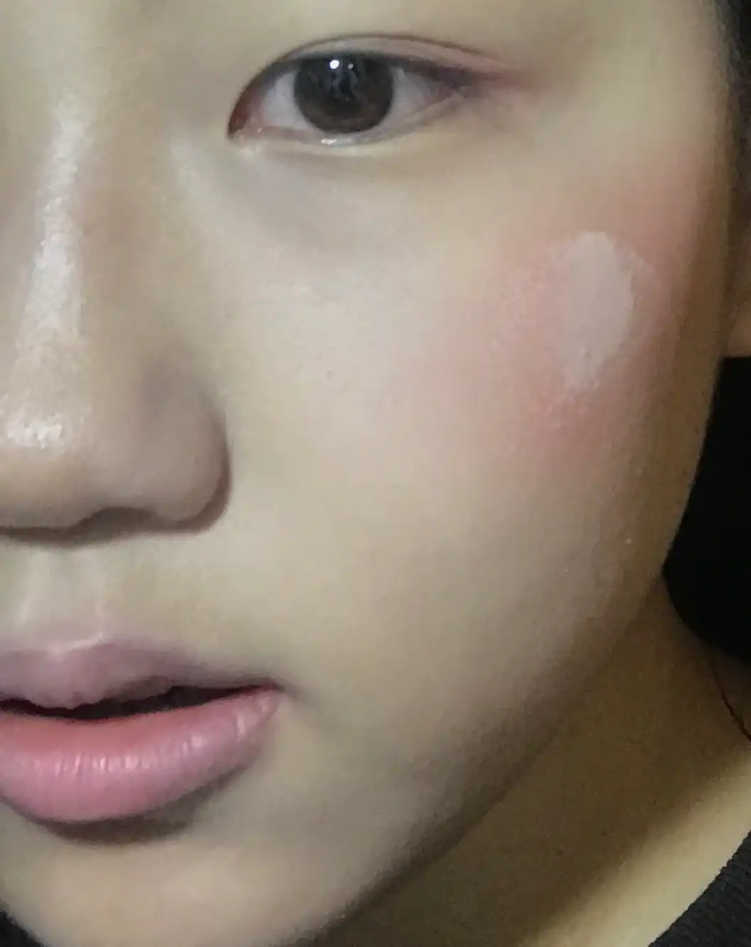 언니의파우치 리뷰 이미지 12 - [블랙쿠션 [21N1 바닐라] ]