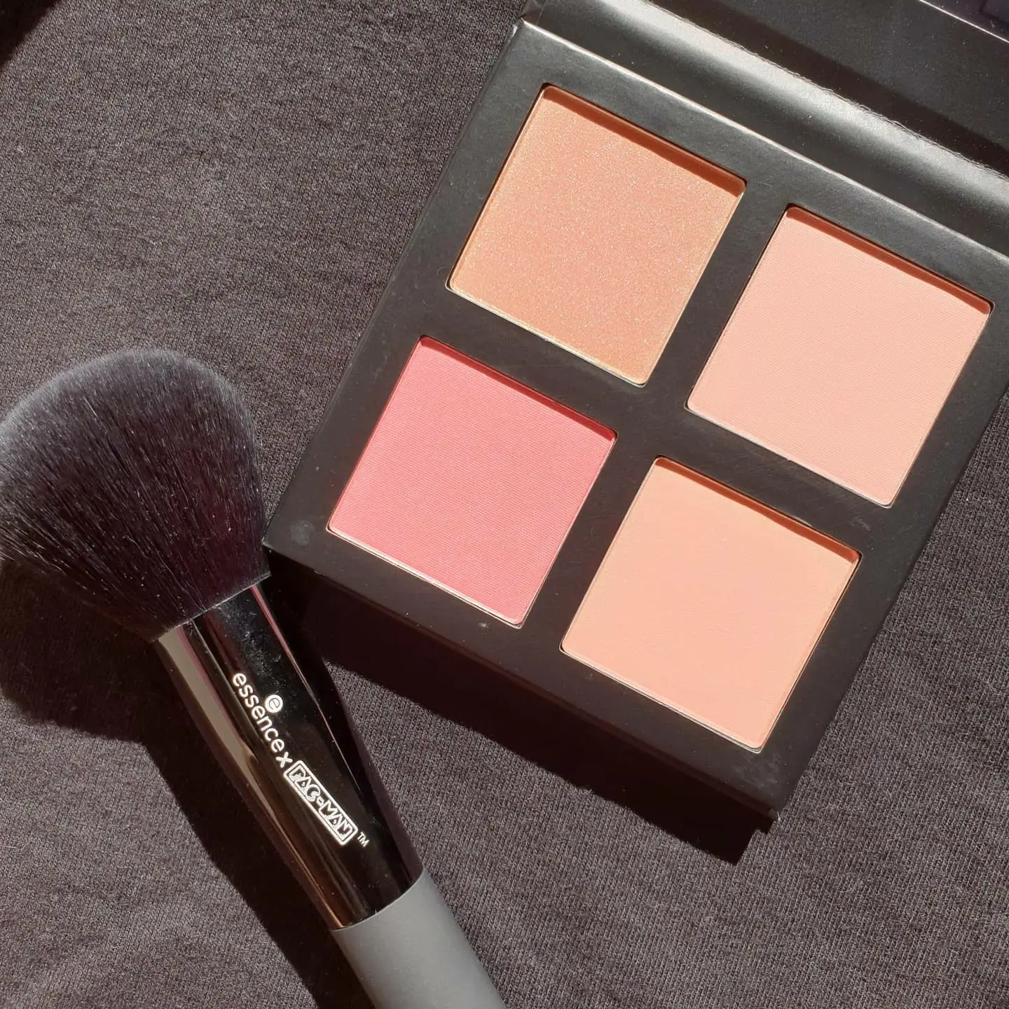 선택된 언니의파우치 리뷰 이미지 - [팩맨 블러쉬 팔레트]