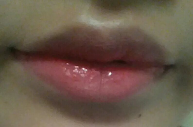 선택된 언니의파우치 리뷰 이미지 - [트루 글로시 립스틱 [CR01_로렌]]