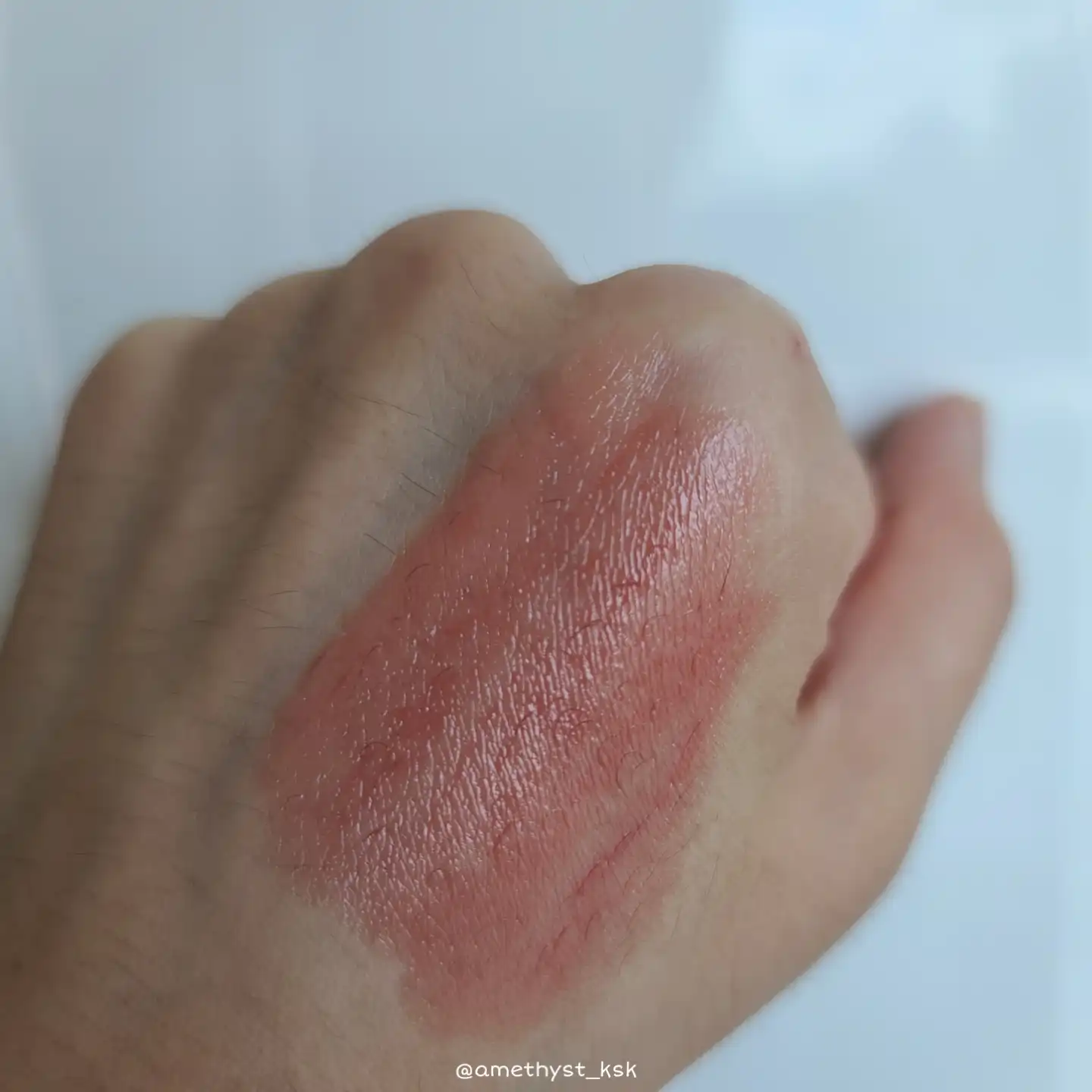 언니의파우치 리뷰 이미지 12 - [과즙팡 컬러 립밤 [CR01 자몽자답]]