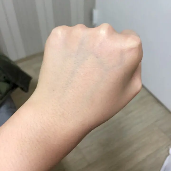 선택된 언니의파우치 리뷰 이미지 - [[M] 크림 텐션 팩트 SPF37 PA++ [1호 핑크 베이지]]