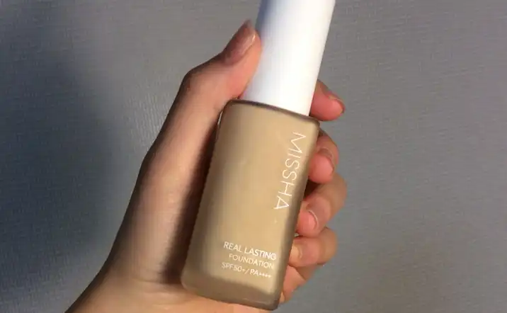 리얼 래스팅 파운데이션 [베이지]