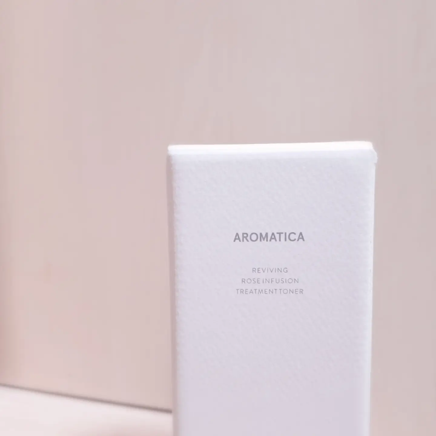 선택된 언니의파우치 리뷰 이미지 - [아로마티카 로즈 인퓨전 토너]