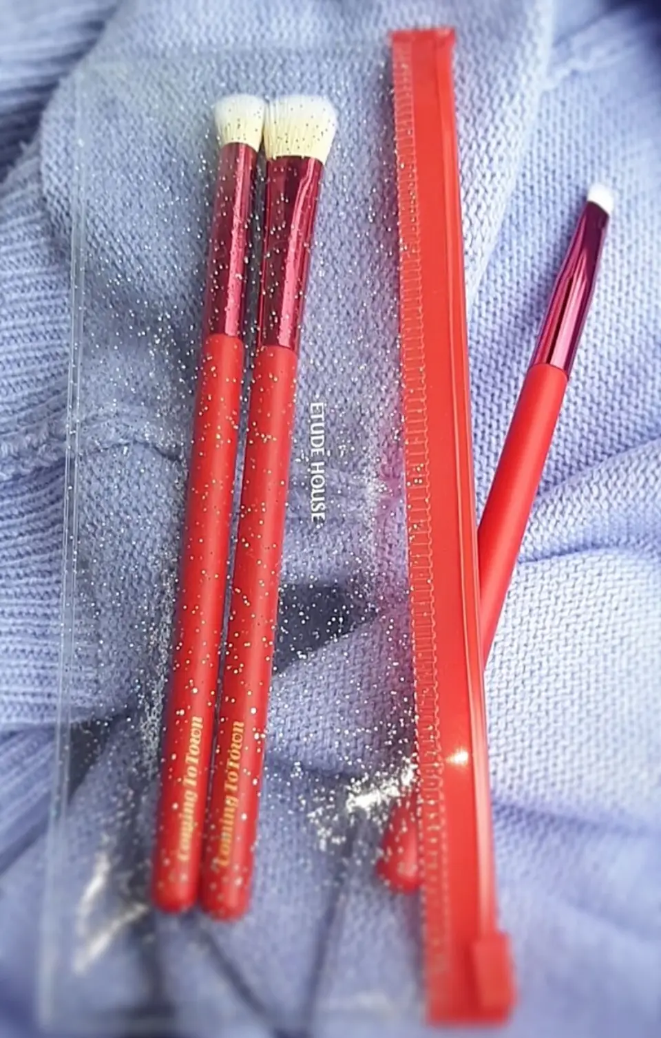 선택된 언니의파우치 리뷰 이미지 - [루돌프 커밍 투 타운 섀도우 브러쉬 3종 세트]