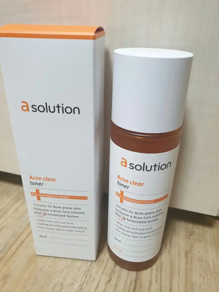 아크네 클리어 토너