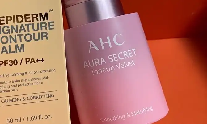 아우라 시크릿 톤업 벨벳