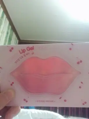 선택된 언니의파우치 리뷰 이미지 - [앵두알 입술 겔 패치]