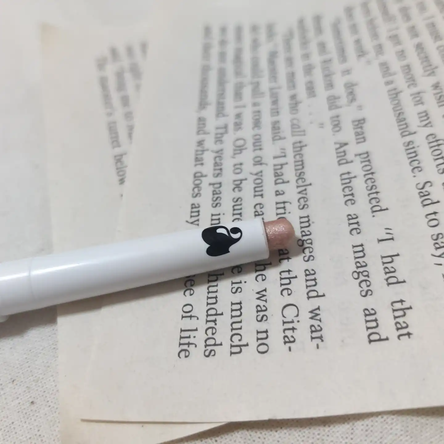 언니의파우치 리뷰 이미지 5 - [프리티 이지 글리터 스틱 [5호]]