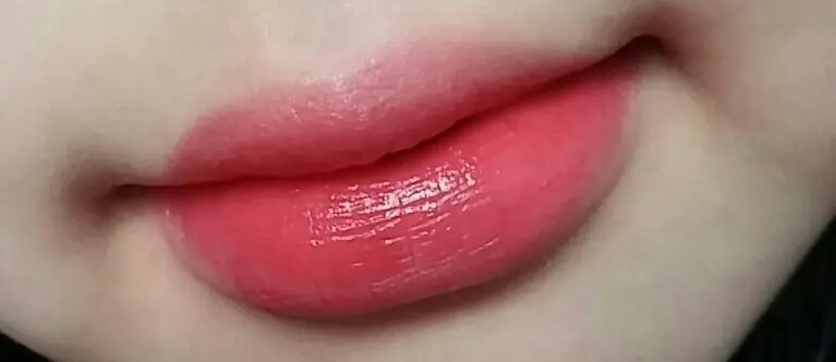 선택된 언니의파우치 리뷰 이미지 - [허니 멜팅 틴트 04호 라즈베리 케익(차도녀)]