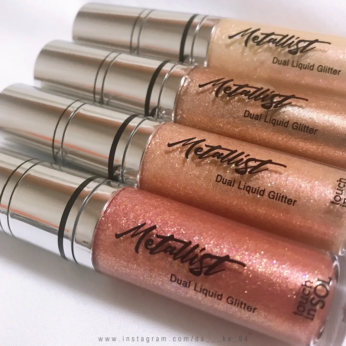 선택된 언니의파우치 리뷰 이미지 - [메탈리스트 듀얼 리퀴드 글리터 [2호 샌드 핑크]]