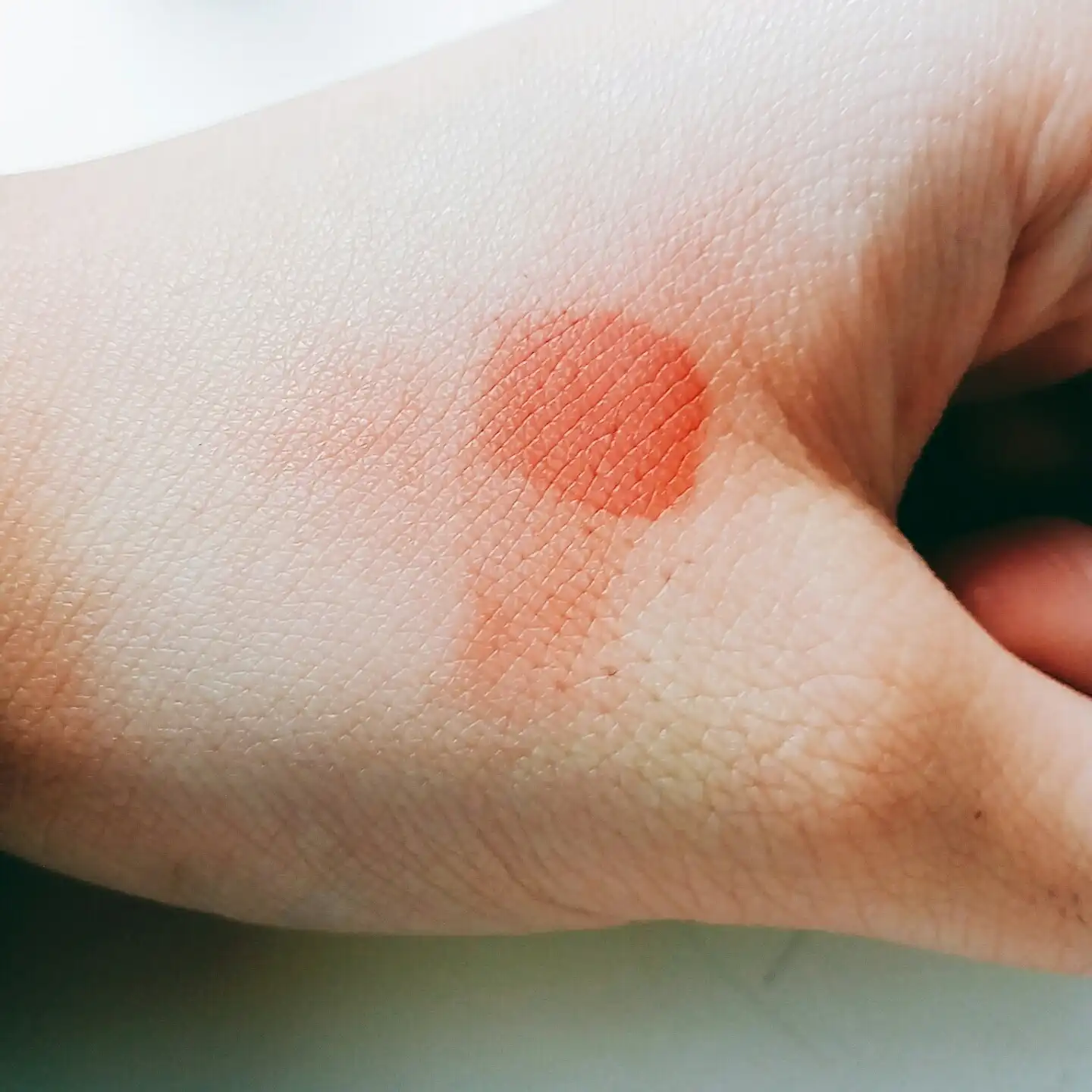 언니의파우치 리뷰 이미지 5 - [워터리 틴트 [06 미키 향긋한 로즈향초]]