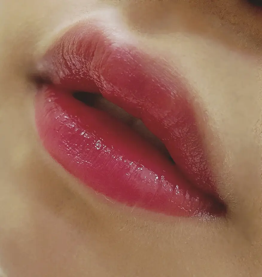 선택된 언니의파우치 리뷰 이미지 - [리얼핏 크리미 립스틱 [8호 가을숲 달빛 레드]]