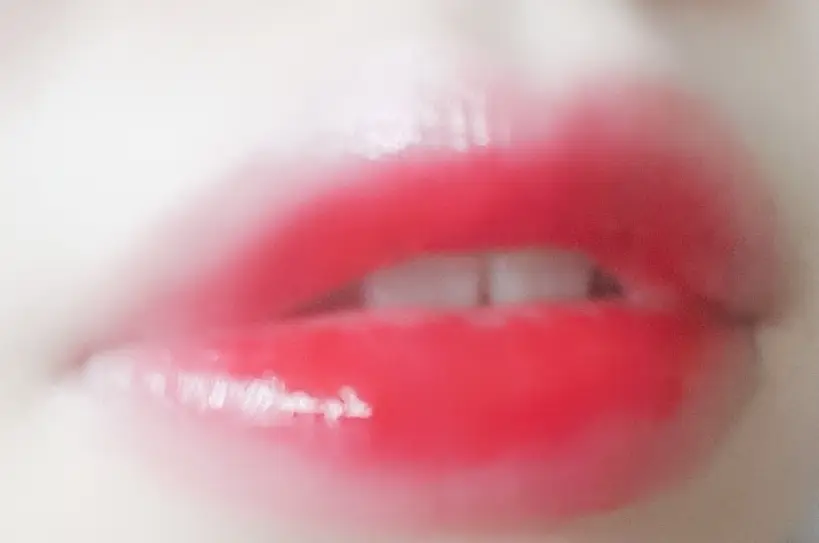 선택된 언니의파우치 리뷰 이미지 - [루쥬 뷔르 꾸뛰르 베르니 아 레브르(9)]