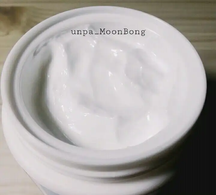 언니의파우치 리뷰 이미지 7 - [아쿠아 네이처 듀드롭 클라우딩 크림 (짱구 에디션)]