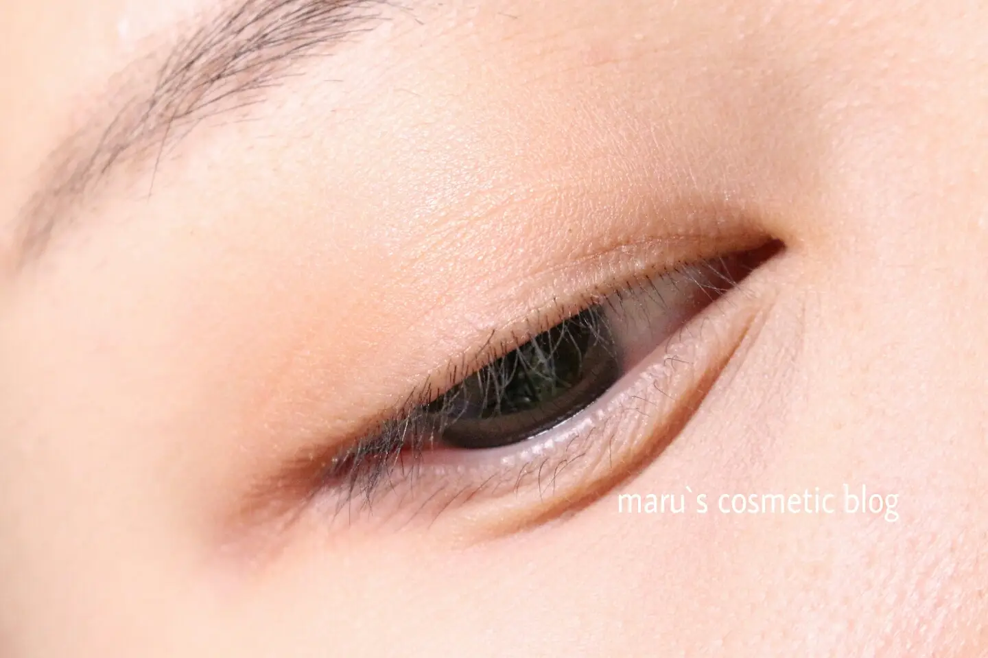 선택된 언니의파우치 리뷰 이미지 - [아이섀도우 새틴 [아몬드 라무르]]