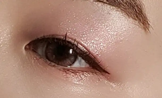 매그니피센트 메탈 글리터&글로우 리퀴드 아이섀도우 [튤립 트윙클]