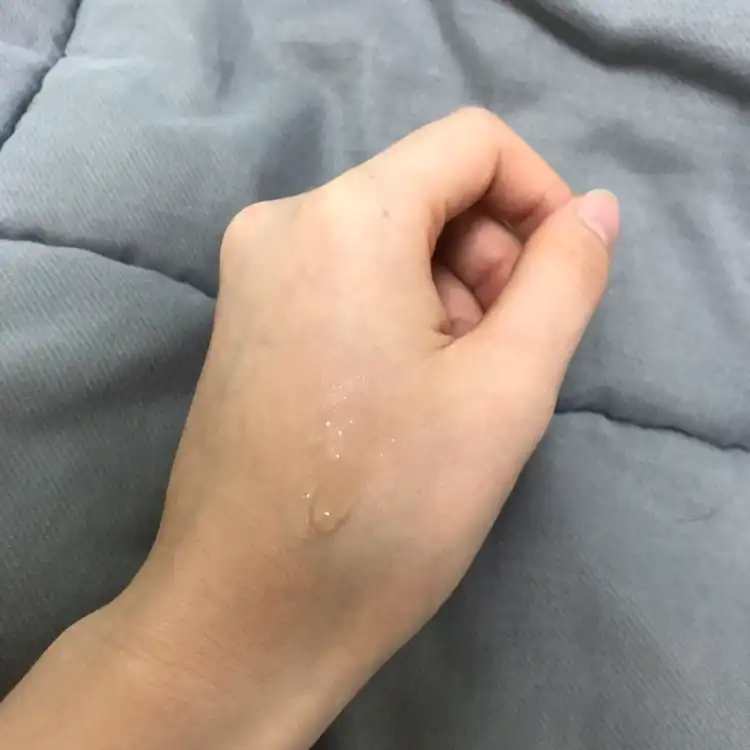 언니의파우치 리뷰 이미지 5 - [미샤 개똥쑥 진정 에센스]