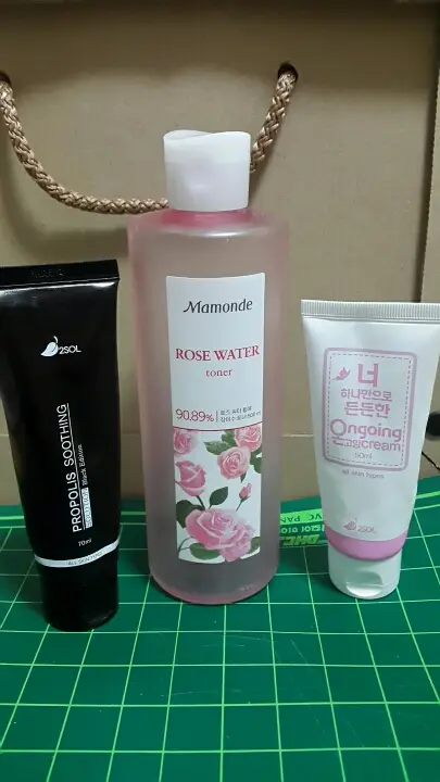 선택된 언니의파우치 리뷰 이미지 - [로즈워터 토너]