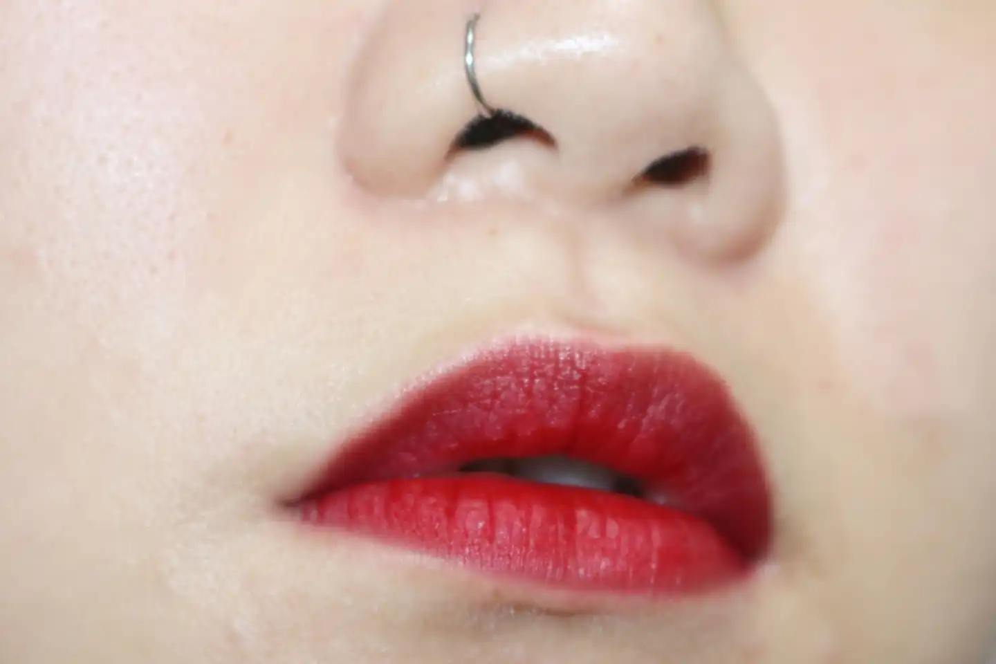 레트로 매트 립스틱 [루비 우]