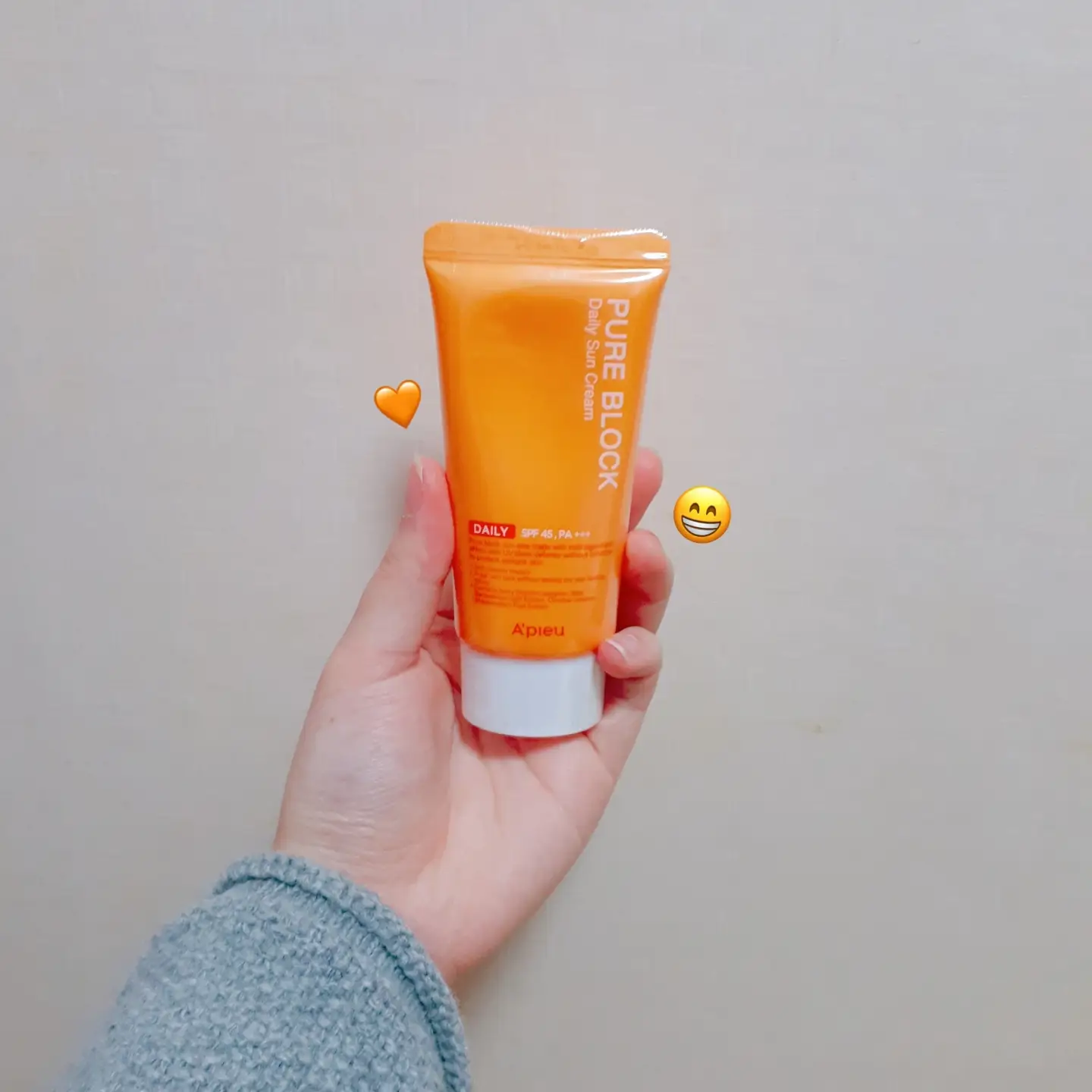 선택된 언니의파우치 리뷰 이미지 - [퓨어 블록 내추럴 데일리 선크림]
