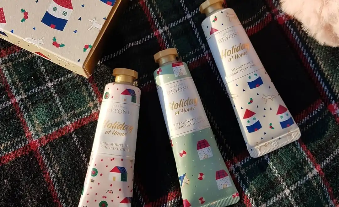 클래식 핸드크림 기프트 세트 [홀리데이 앳 홈 에디션]