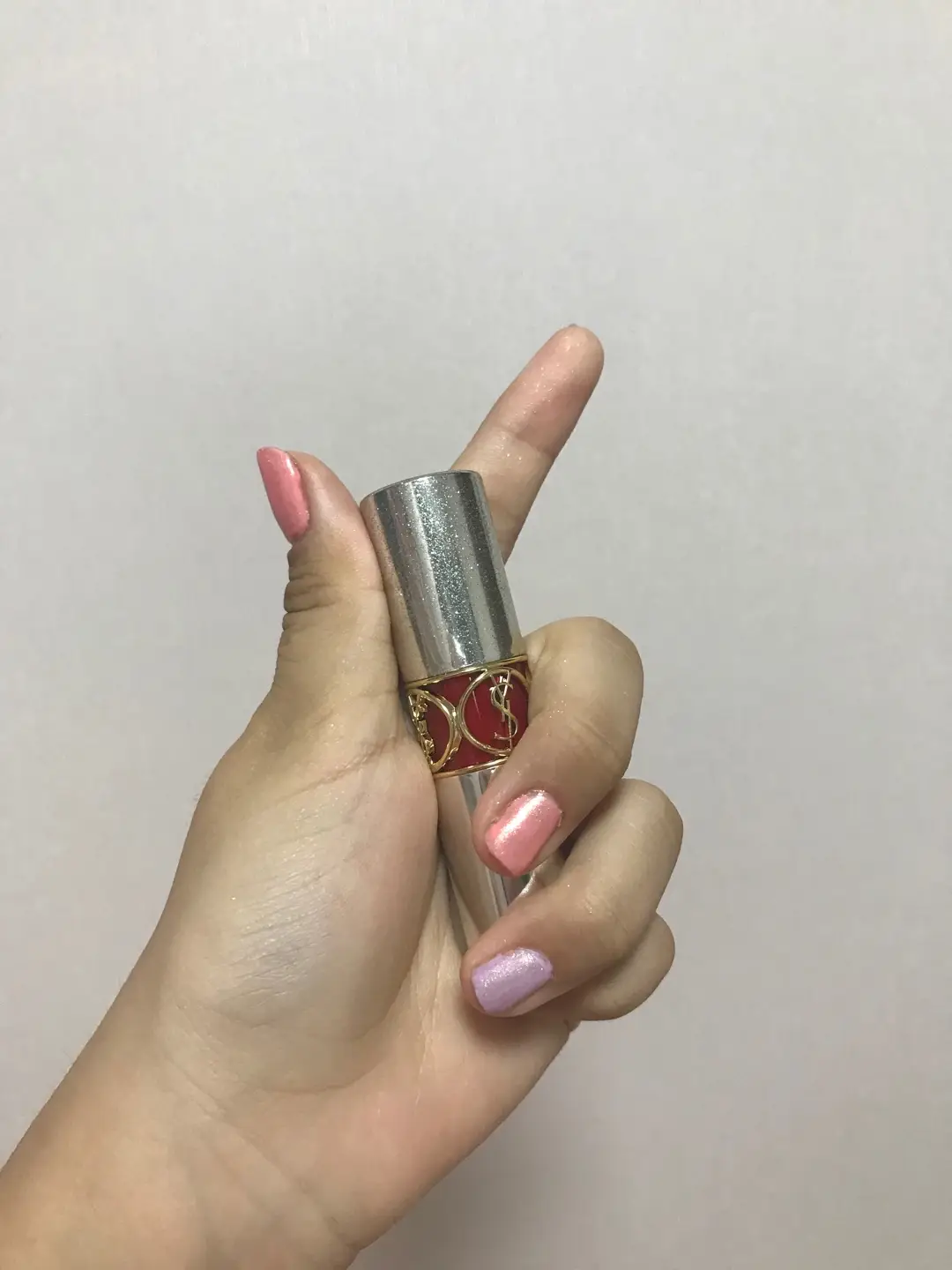 선택된 언니의파우치 리뷰 이미지 - [루쥬 볼륍떼 락 앤 샤인  [12 락 스테이지 레드]]