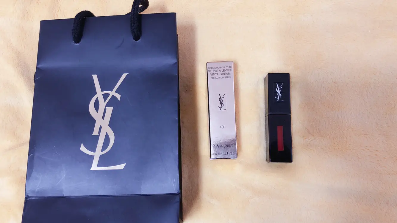 선택된 언니의파우치 리뷰 이미지 - [베르니 아 레브르 바이닐 크림 [401 루쥬바이닐]]