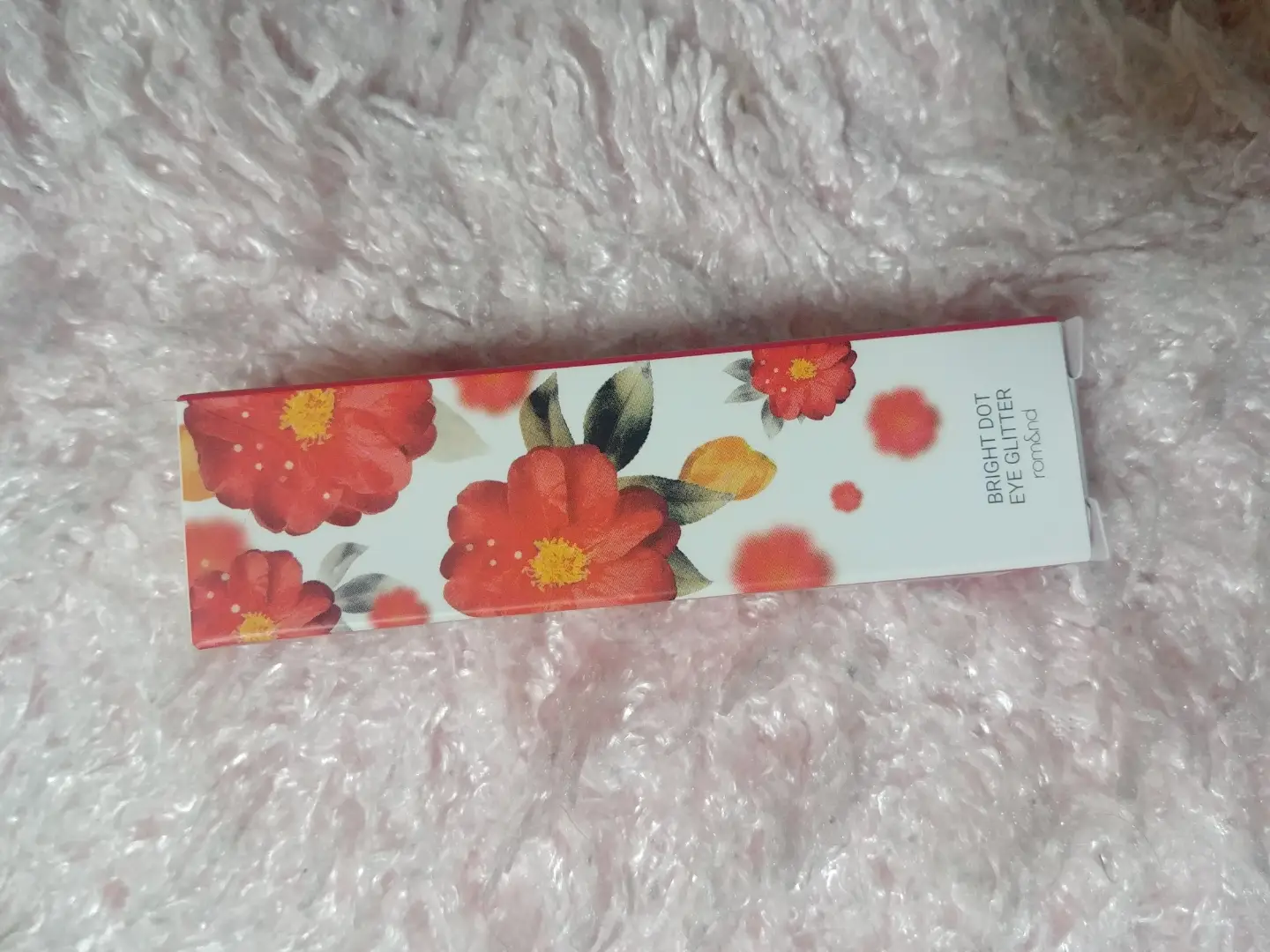 선택된 언니의파우치 리뷰 이미지 - [마리몬드 브라이트닷 아이글리터 [1호 브라이트닷]]