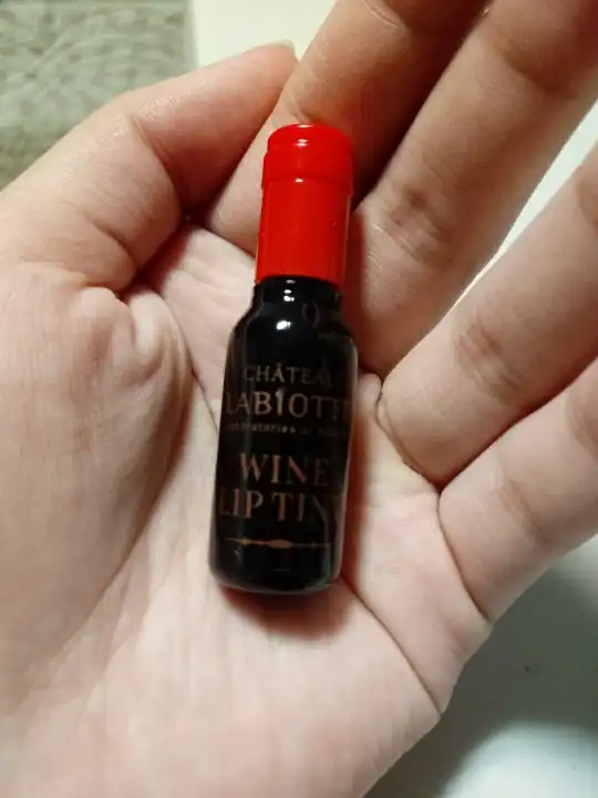 선택된 언니의파우치 리뷰 이미지 - [샤또 라비오뜨 와인 립 틴트 [OR01 샤르도네 오렌지]]