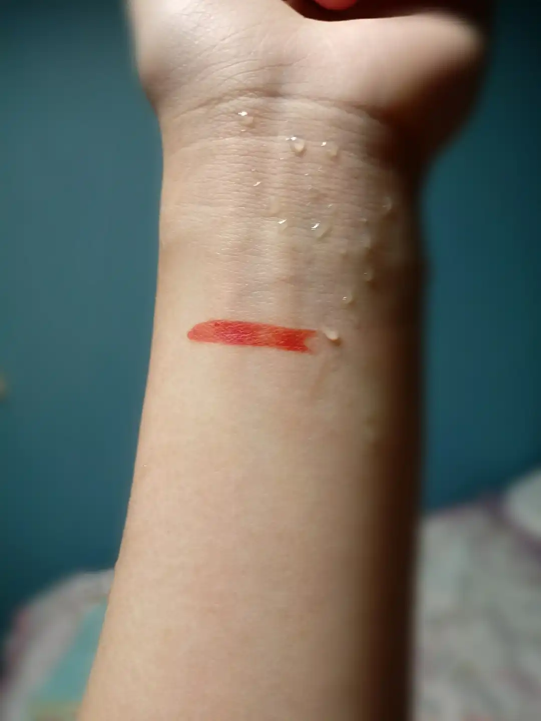 언니의파우치 리뷰 이미지 4 - [샤또 라비오뜨 와인 립 틴트 [OR01 샤르도네 오렌지]]