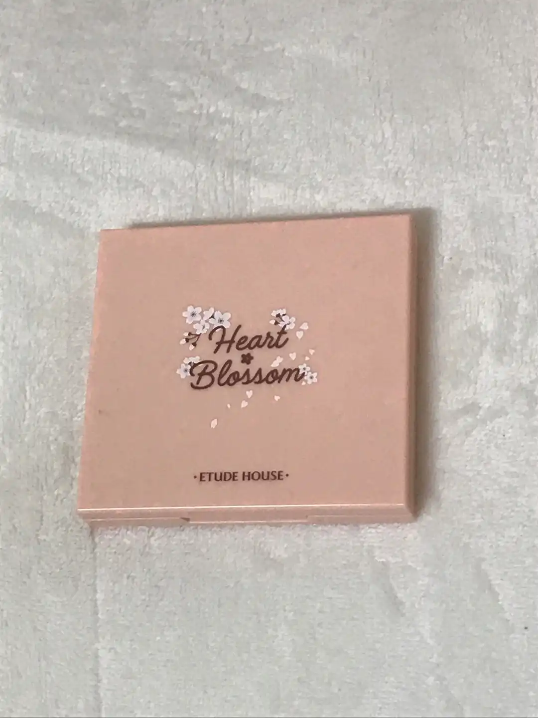 플레이 컬러 아이즈 하트 블라썸 [01 베이지블라썸]