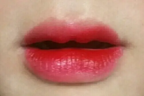 선택된 언니의파우치 리뷰 이미지 - [루쥬 뷔르 꾸뛰르 베르니 아 레브르(11)]