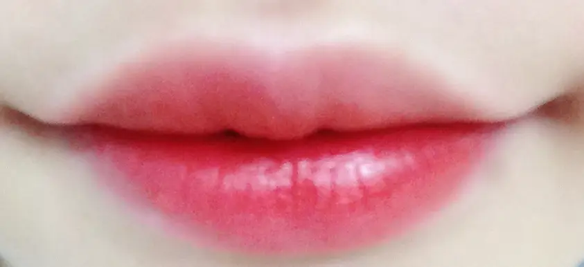 선택된 언니의파우치 리뷰 이미지 - [물방울 틴트 스틱 02 물방울 석류]