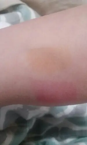 선택된 언니의파우치 리뷰 이미지 - [바이 플라워 파우더 팩트 [21호 누드 베이지]]