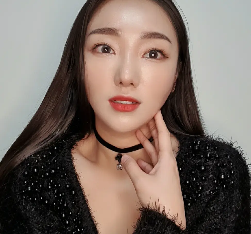 선택된 언니의파우치 리뷰 이미지 - [크림 마뜨 루즈 [CM04 순수한오리온]]