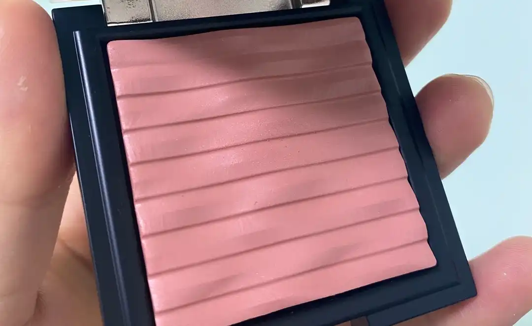 프리즘 에어 블러셔 [001 뮤티드 핑크]