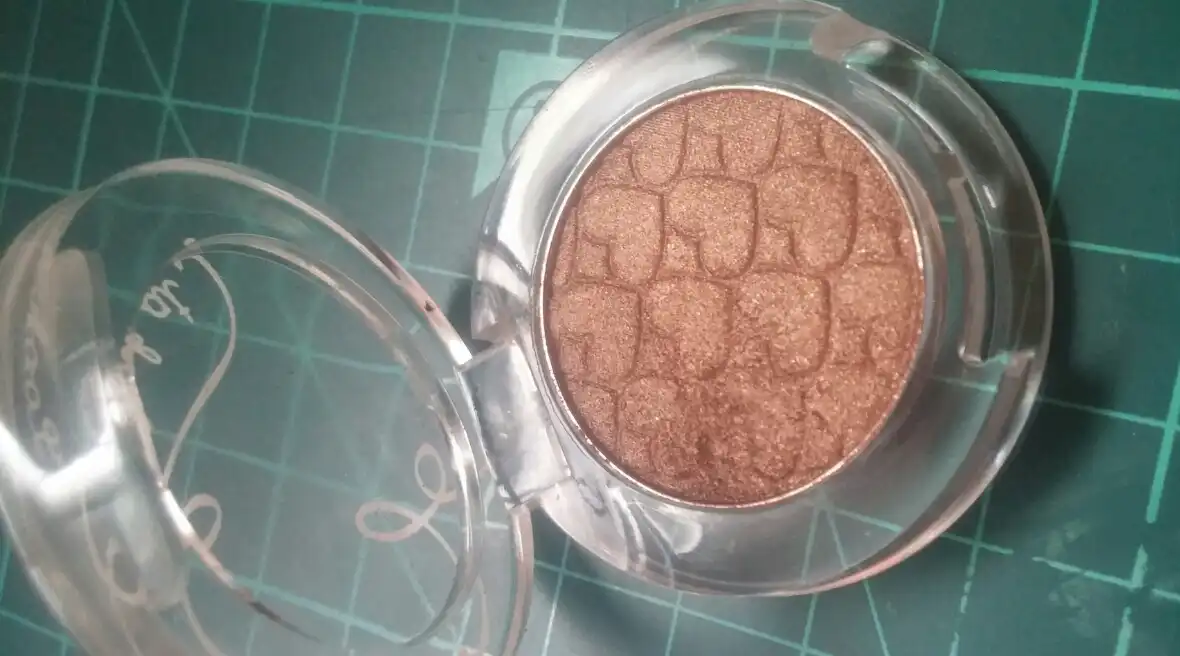 룩 앳 마이 아이즈 [BR402 시럽빼고 테이크아웃]