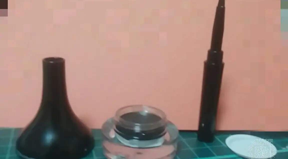 백젤 아이라이너 [04 카키블랙]