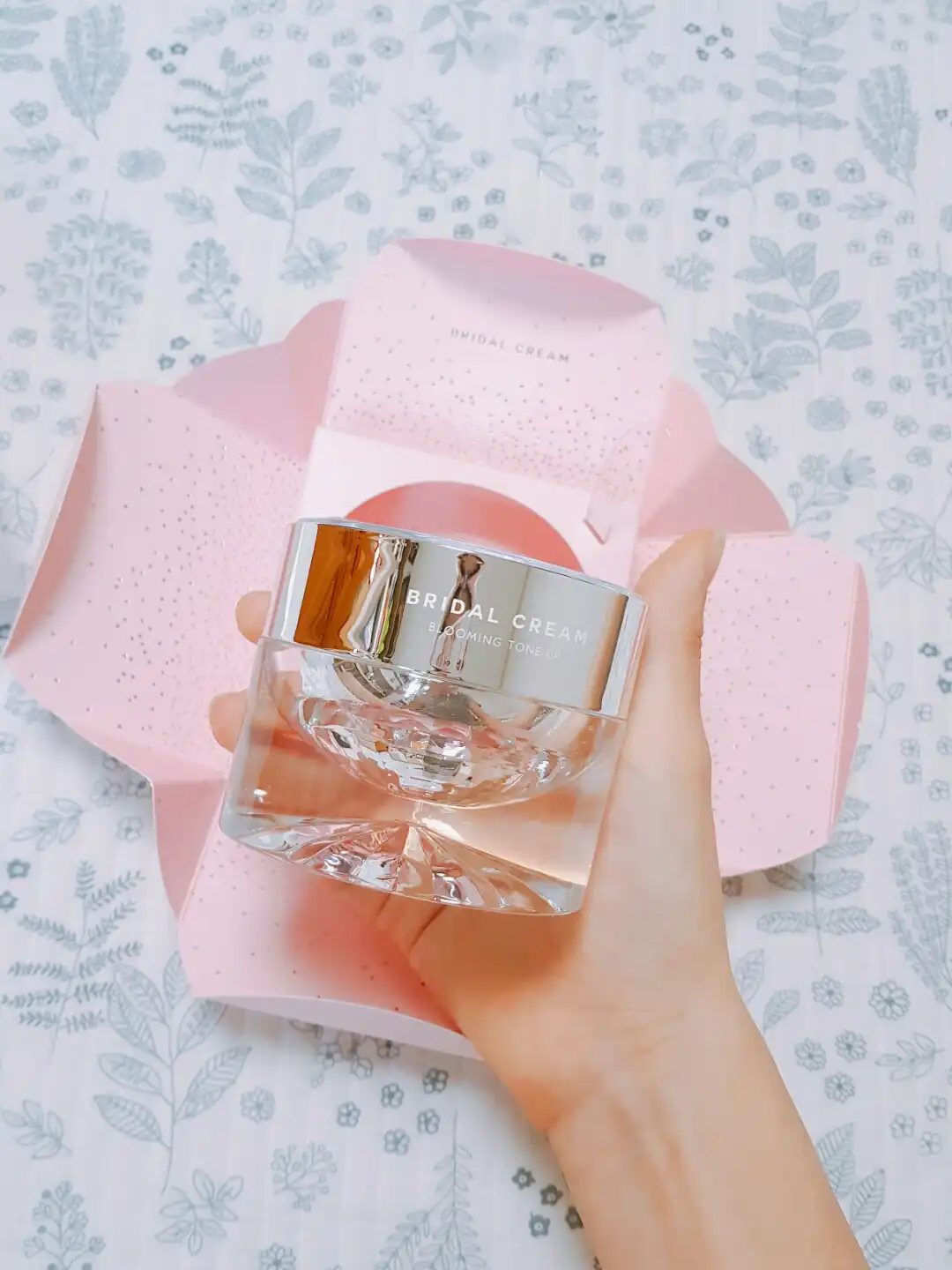 타임 레볼루션 브라이덜 크림 블루밍 톤업