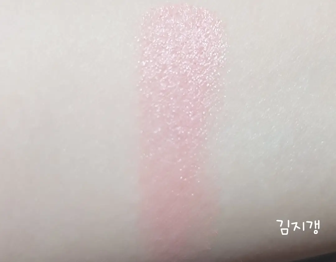 선택된 언니의파우치 리뷰 이미지 - [새틴 블러셔 이탈프리즘 [핑크빌리지]]