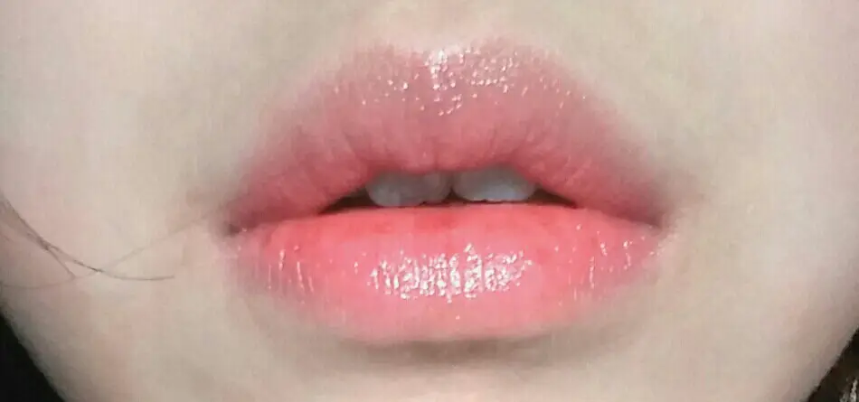 선택된 언니의파우치 리뷰 이미지 - [루쥬 뷔르 꾸뛰르 베르니 아 레브르(12)]