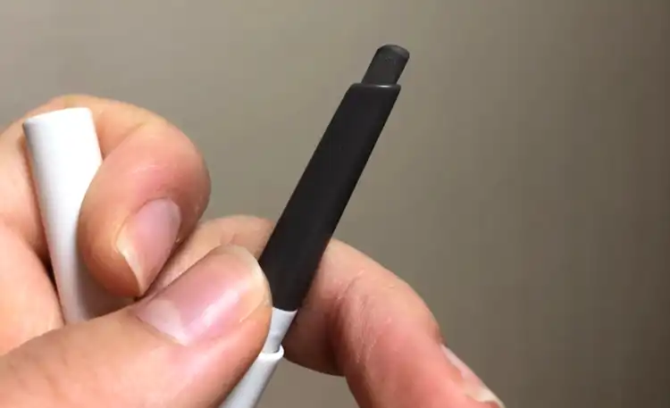 에코 납작 아이브로우 펜슬 [4호 딥브라운]