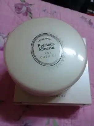 언니의파우치 리뷰 이미지 2 - [진주알 맑은 애니 쿠션 SPF50+/PA+++ (W24 허니 베이지)]